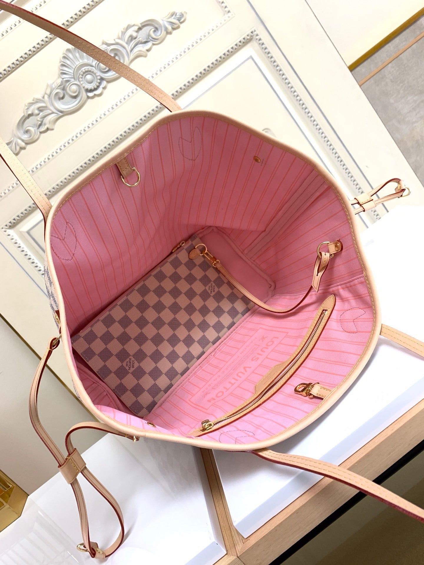 Louise Vuitton Multi Carry Bag