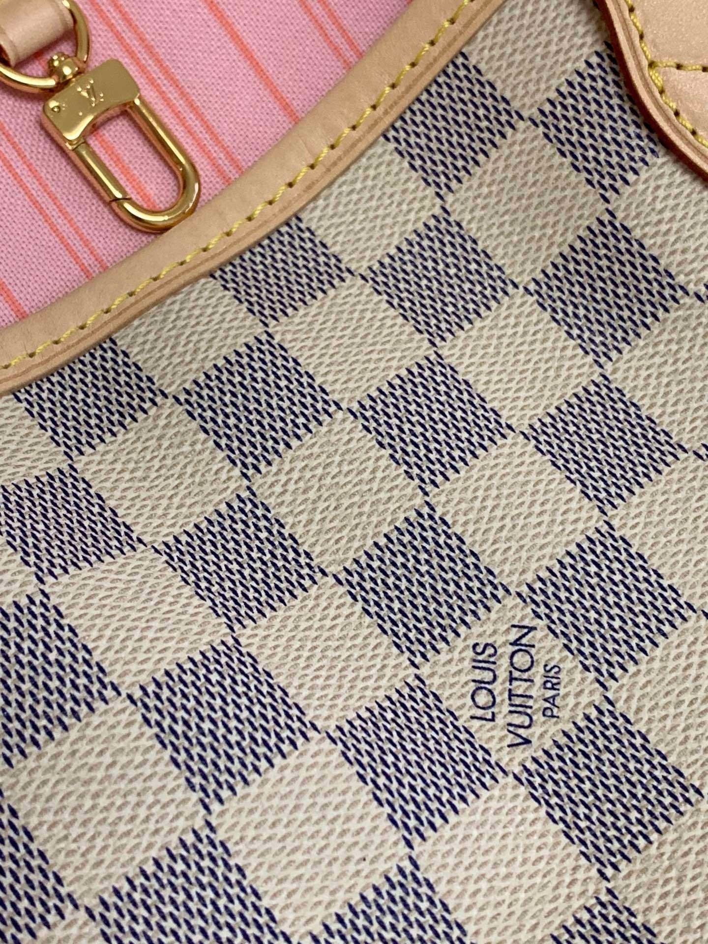 Louise Vuitton Multi Carry Bag