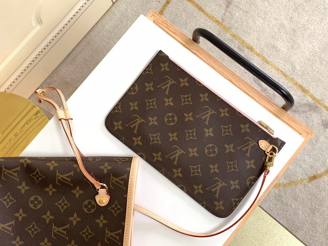 Louise Vuitton Multi Carry Bag