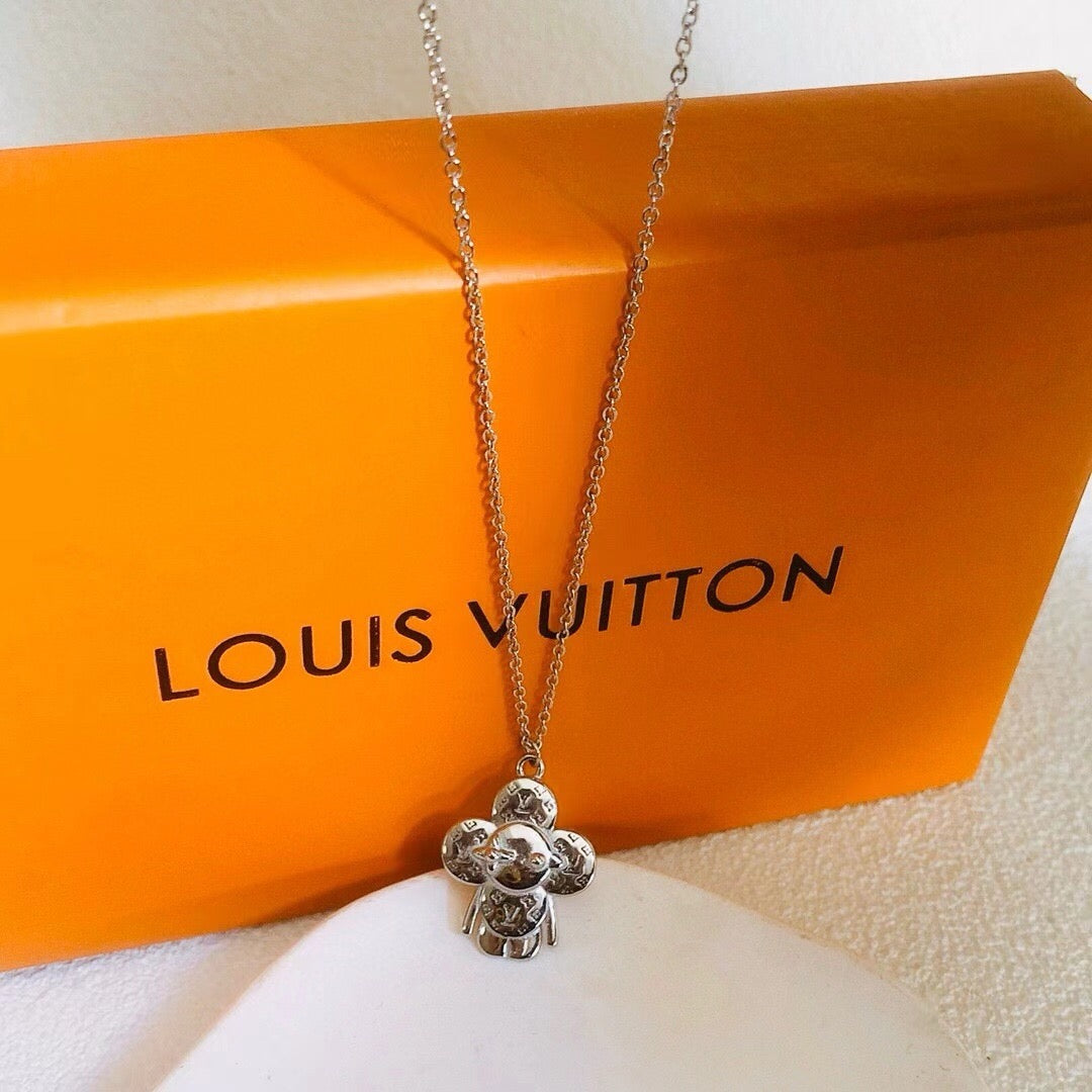 Louis Vuitton Vivienne pendant