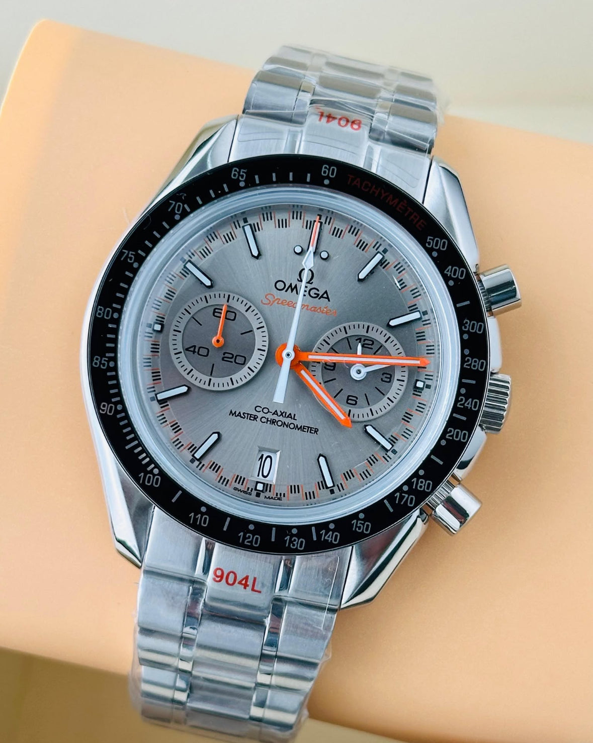 OMEGA Speedmaster